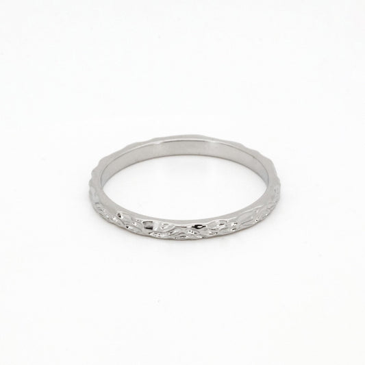 Warm Fortune 18K Gold Plated Hammered Band Rings for Women, Dainty Plain Stackable Wedding Promise Band Ring, Size 6-8