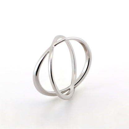 Warm Fortune Crisscross Band Ring - 18K Gold Plated Stackable Gift for Women, Daily Fashion Wear & Casual Accessory, Trendy Street Wear, Size 7.5