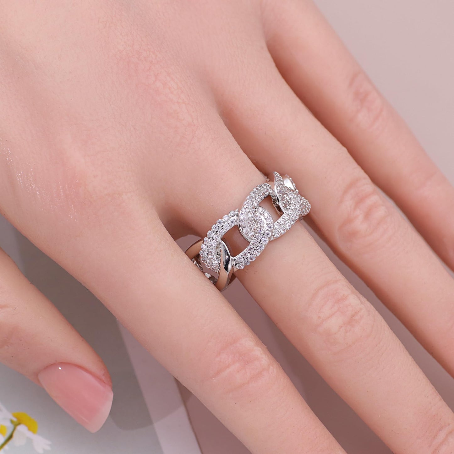 Warm Fortune Heart Chain Promise Ring for Her - 18K Gold Plated Cubic Zirconia, Stackable Gift Valentine's Day, Fashion & Daily Elegant Wear,Size 5-9