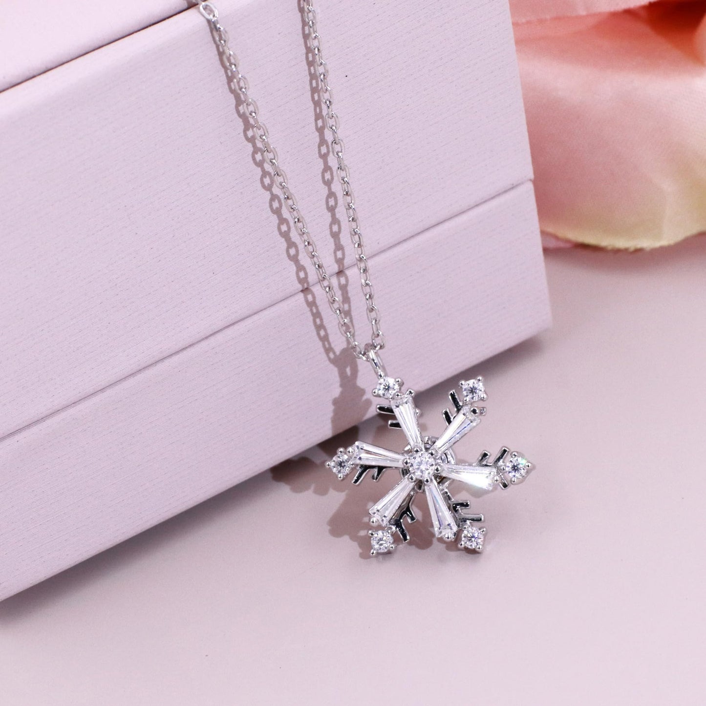 Warm Fortune Moissanite Pendant Necklace for Women, 0.5/1.0 ct DE VVS, 18K White Gold Plated Sterling Silver, 16 inch + 2inch Chain