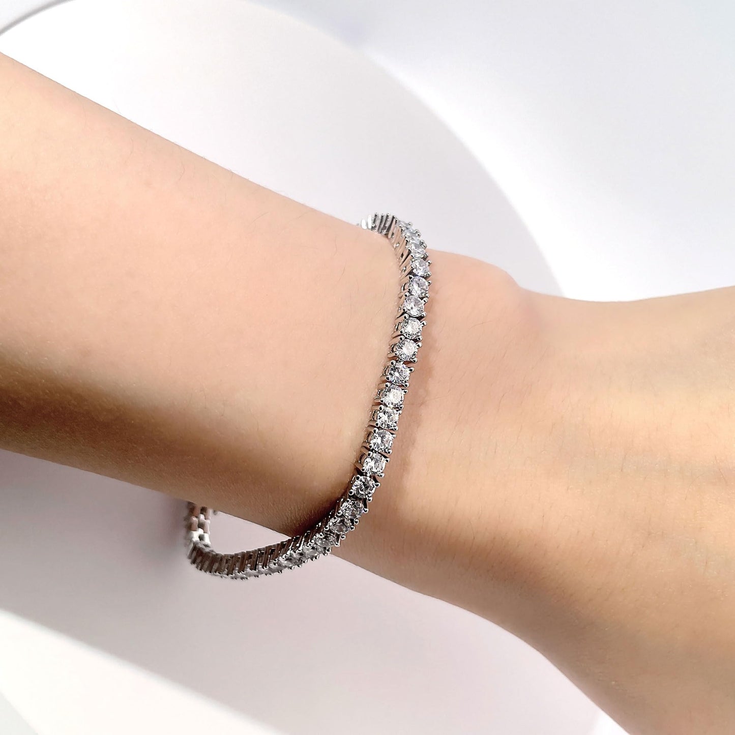 Warm Fortune Slim Round Stone Tennis Bracelet for Women, White Gold Plated, Clear CZ, 7 Inch, Slim Single Row Design