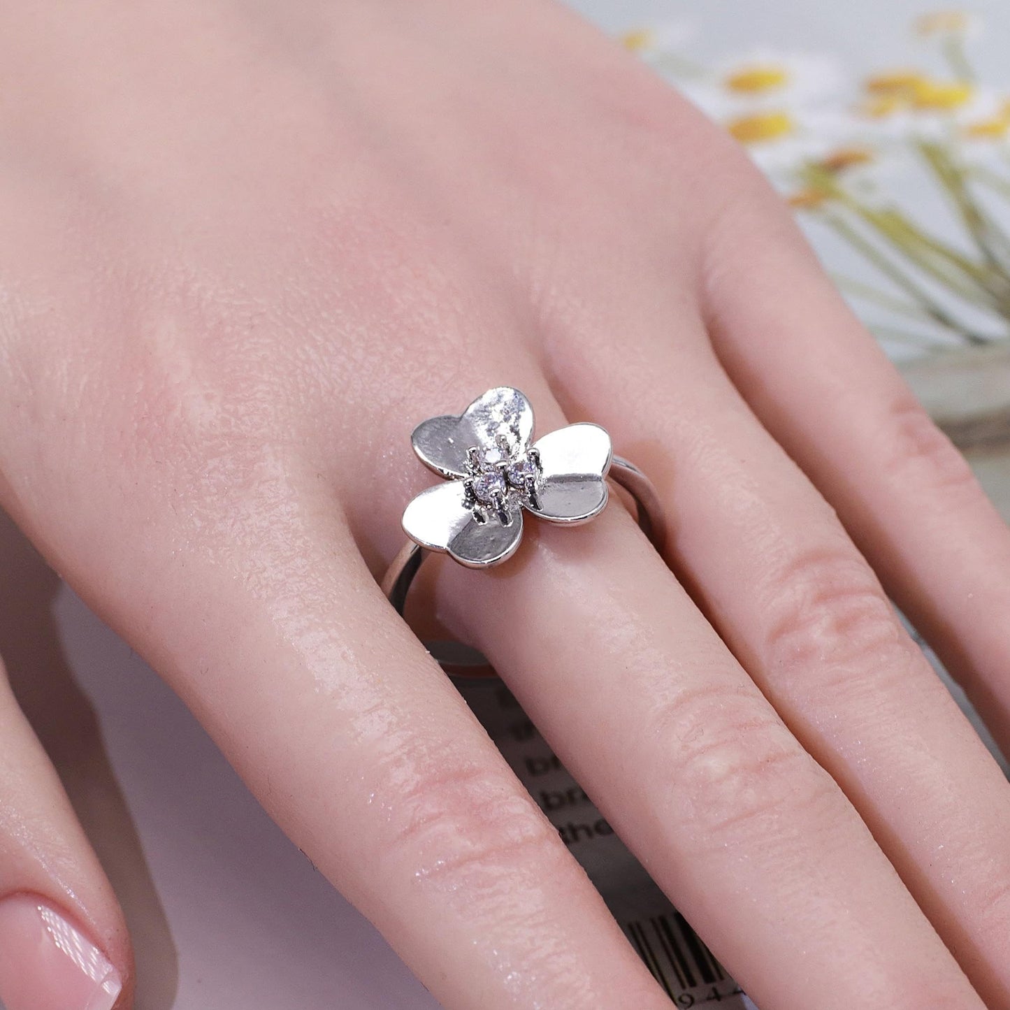Warm Fortune Minimalist Four-Leaf Clover Promise Ring for Her - 18K Gold Plated Cubic Zirconia, Stackable Gift Valentine's Day, Fashion & Daily Elegant Wear, Size 5-9