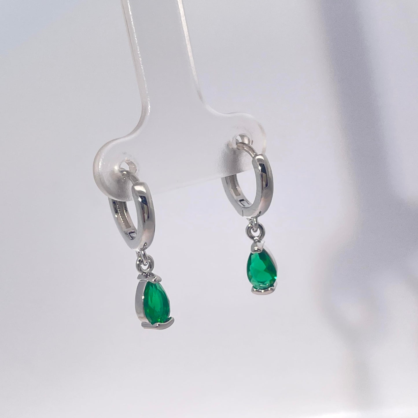 Warm Fortune 18K Gold Plated Teardrop Shape Cubic Zirconia Drop Earrings for Women Hypoallergenic - Valentine‘s Day, Mother‘s Day, Birthday Gift for Her