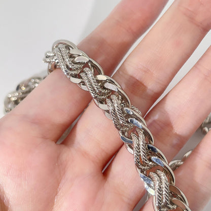 Warm Fortune Twisted Link Chain Necklace for Women: 18K Gold Plated, Adjustable Chain (18"+2") | Elegant & Versatile, an Ideal Layered Piece