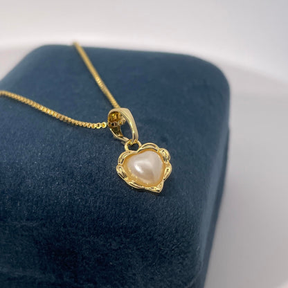 Warm Fortune Cubic Zirconia Pendant Necklace for Women,18K Gold Plated,16 inch + 2inch Chain