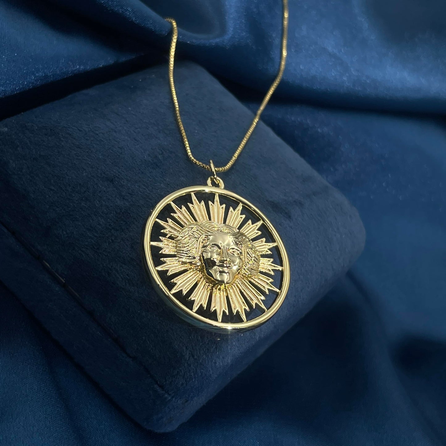 Warm Fortune Hip Hop Pendant Necklace for Women Me,Gold Plated,18+2inch Chain,Street Style Fashion Jewelry