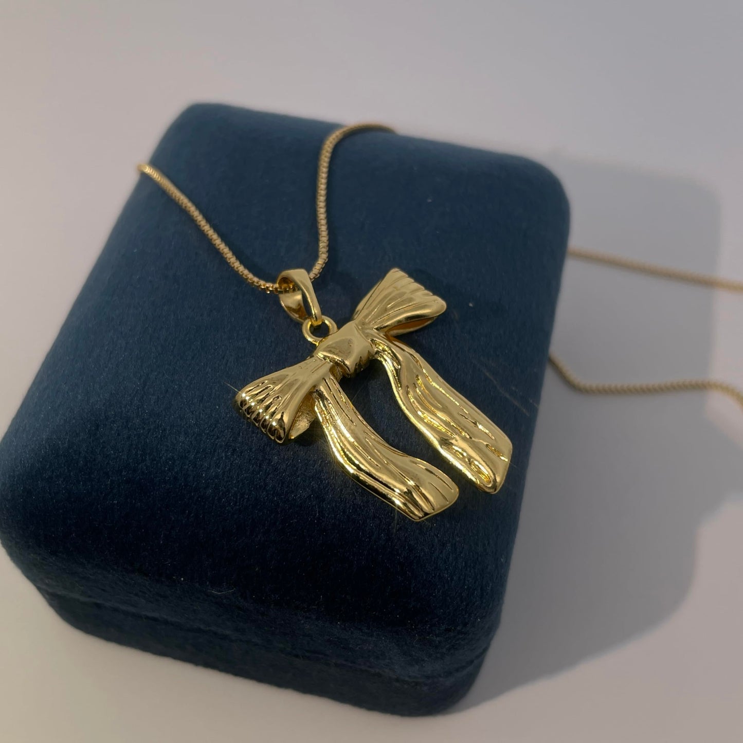 Warm Fortune Dainty Bow Pendant Necklace for Women,18K Gold Plated,18 inch + 2inch Chain