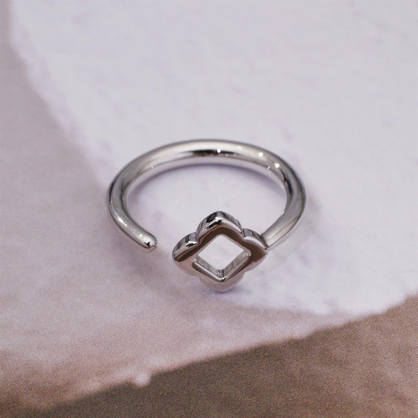 Warm Fortune Hollow Quatrefoil Promise Ring for Her - 18K Gold Plated Minimalist Open Ring, Stackable Gift Valentine's Day, Fashion & Daily Elegant Wear, Adjustable