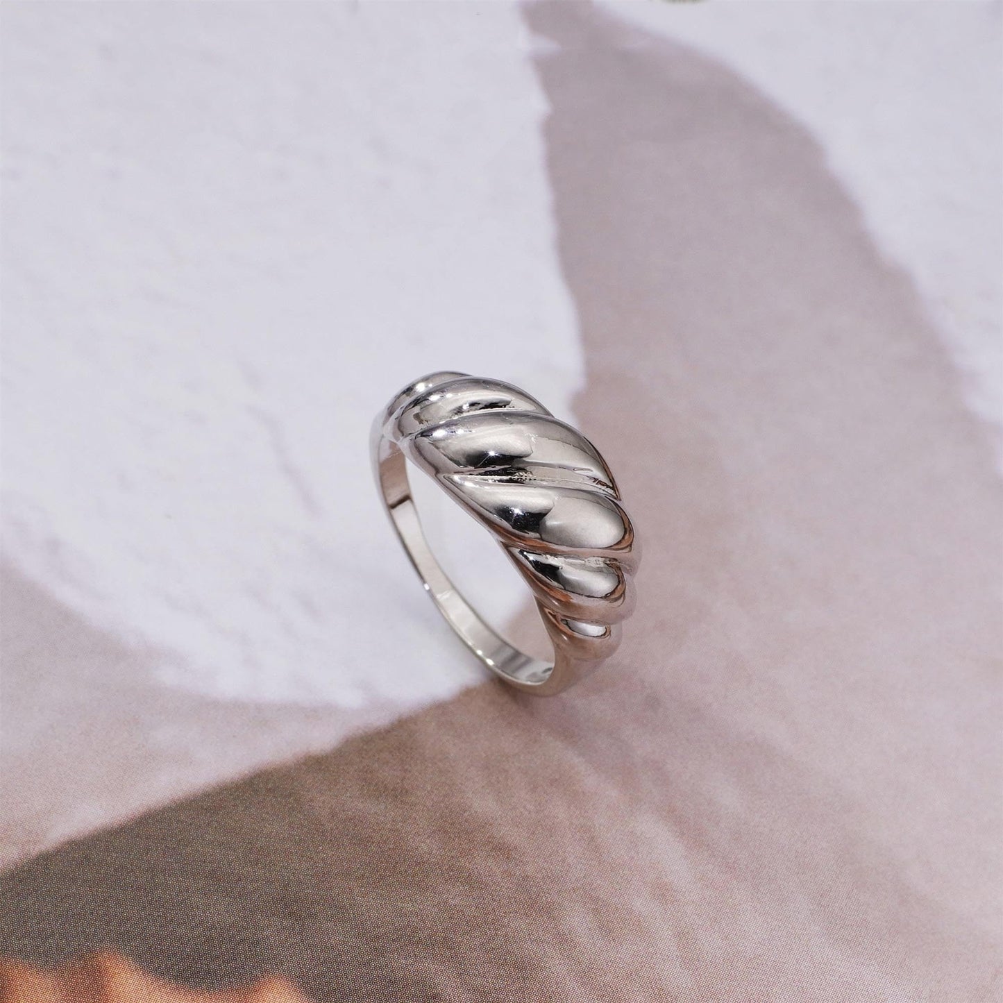 Warm Fortune Croissant Twist Dome Band Ring for Women - 18K Silver Plated Minimalist Stackable Ring, Daily Casual Jewelry Gift, Size 6-9