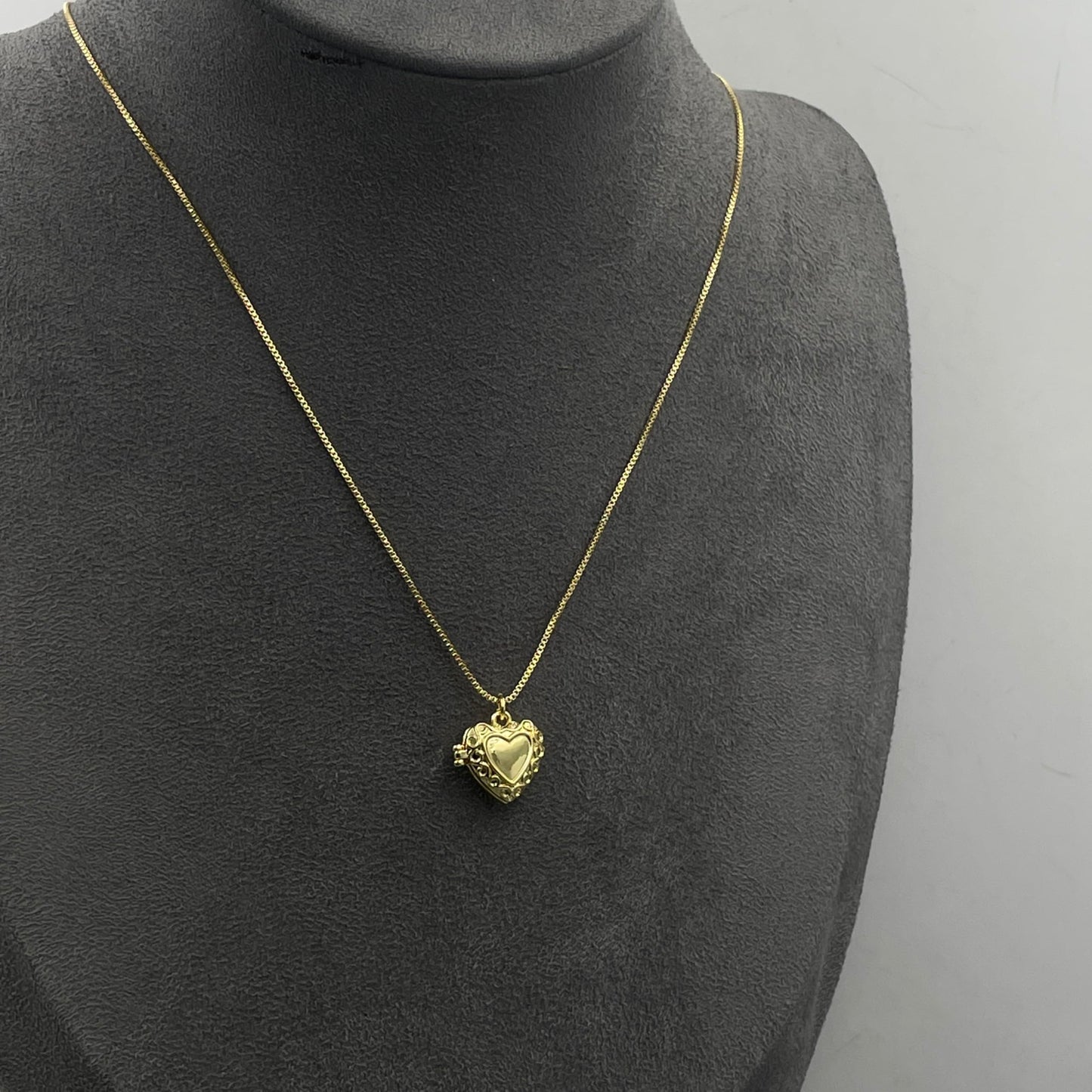 Warm Fortune Cubic Zirconia Pendant Necklace for Women,18K Gold Plated,18 inch + 2inch Chain