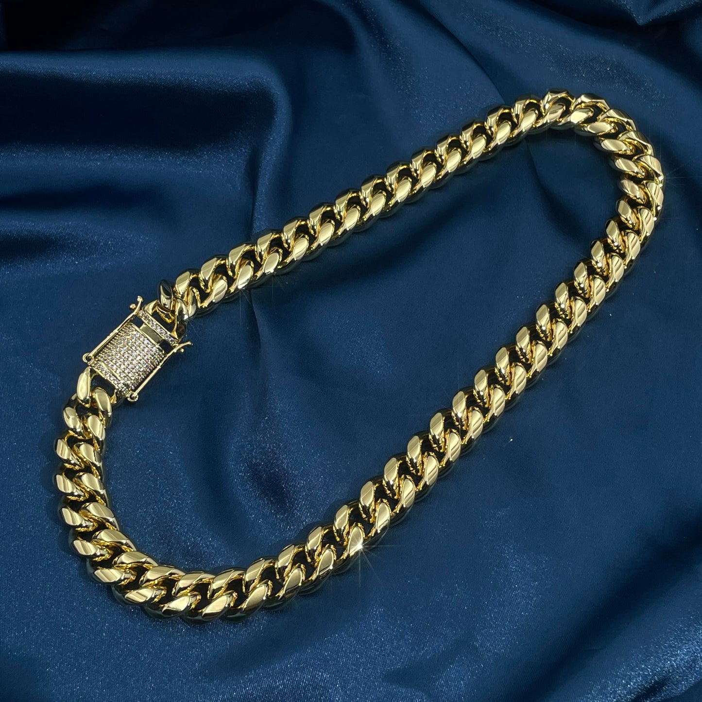 Warm Fortune Cuban Link Chain Necklace,16 Inch Gold Plated Cubic Zirconia, Hip Hop Jewelry for Men Women,Hip Hop Street Style Fashion Jewelry