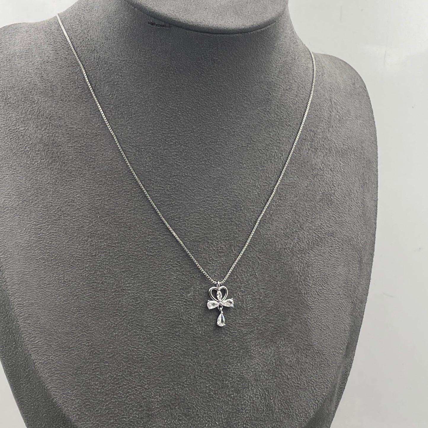 Warm Fortune Cubic Zirconia Pendant Necklace for Women,18K White Gold Plated,18 inch + 2inch Chain