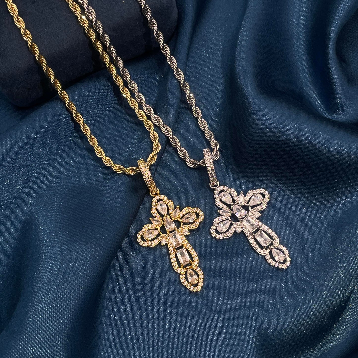 Warm Fortune Hip Hop Pendant Necklace for Women Me,Gold Plated Cubic Zirconia,18+2inch Chain,Street Style Fashion Jewelry