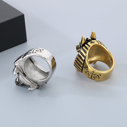 Warm Fortune men's animal head statement ring detail